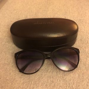 MICHAEL KORS - Black sunglasses (OS)